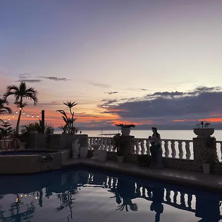 Sunset Beach Resort